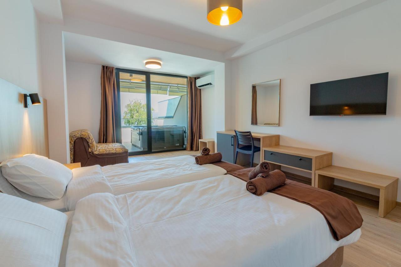 Lago Hotel Lagadin Eksteriør bilde