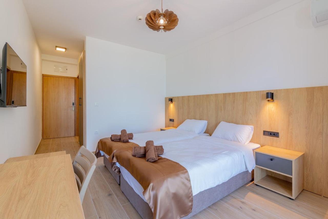 Lago Hotel Lagadin Eksteriør bilde
