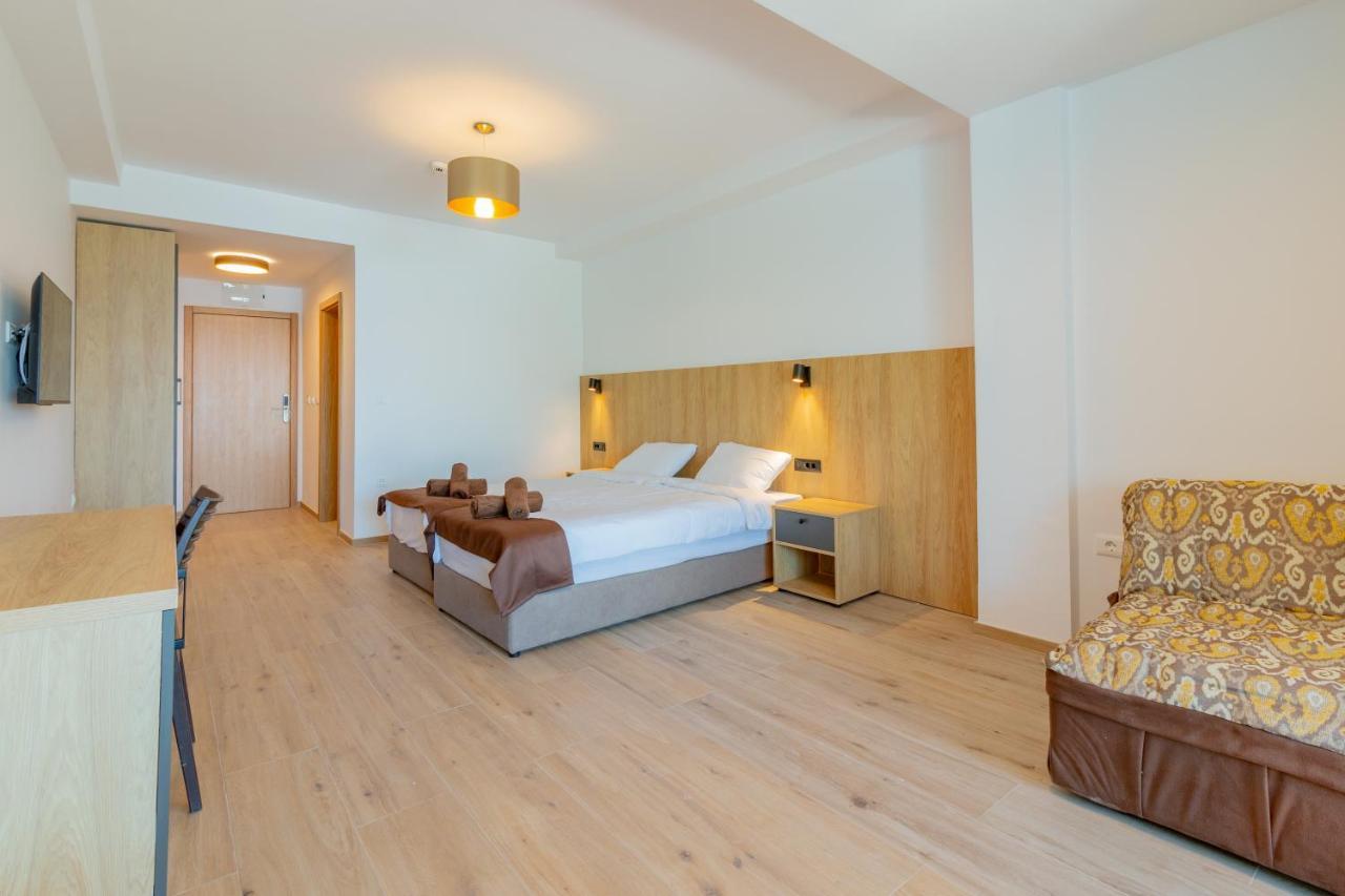 Lago Hotel Lagadin Eksteriør bilde