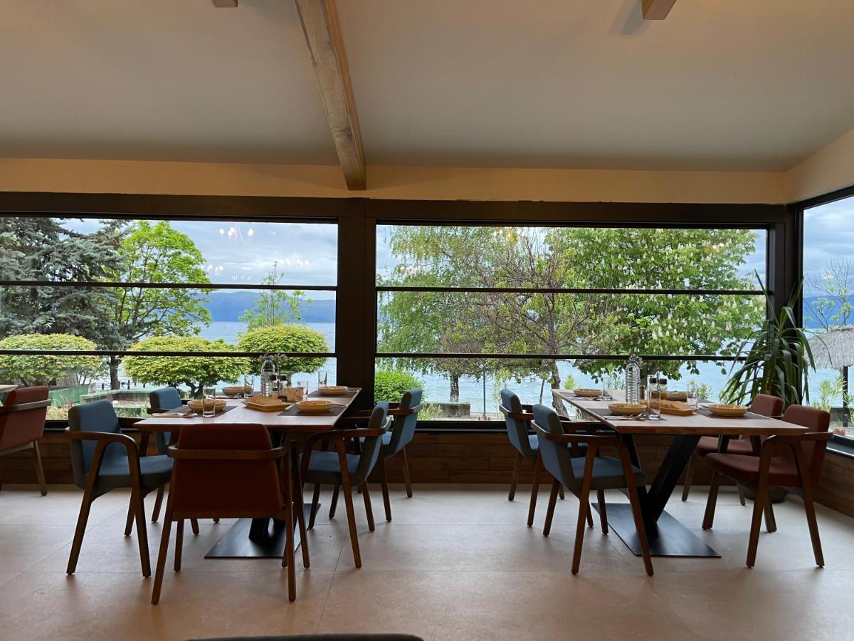 Lago Hotel Lagadin Eksteriør bilde