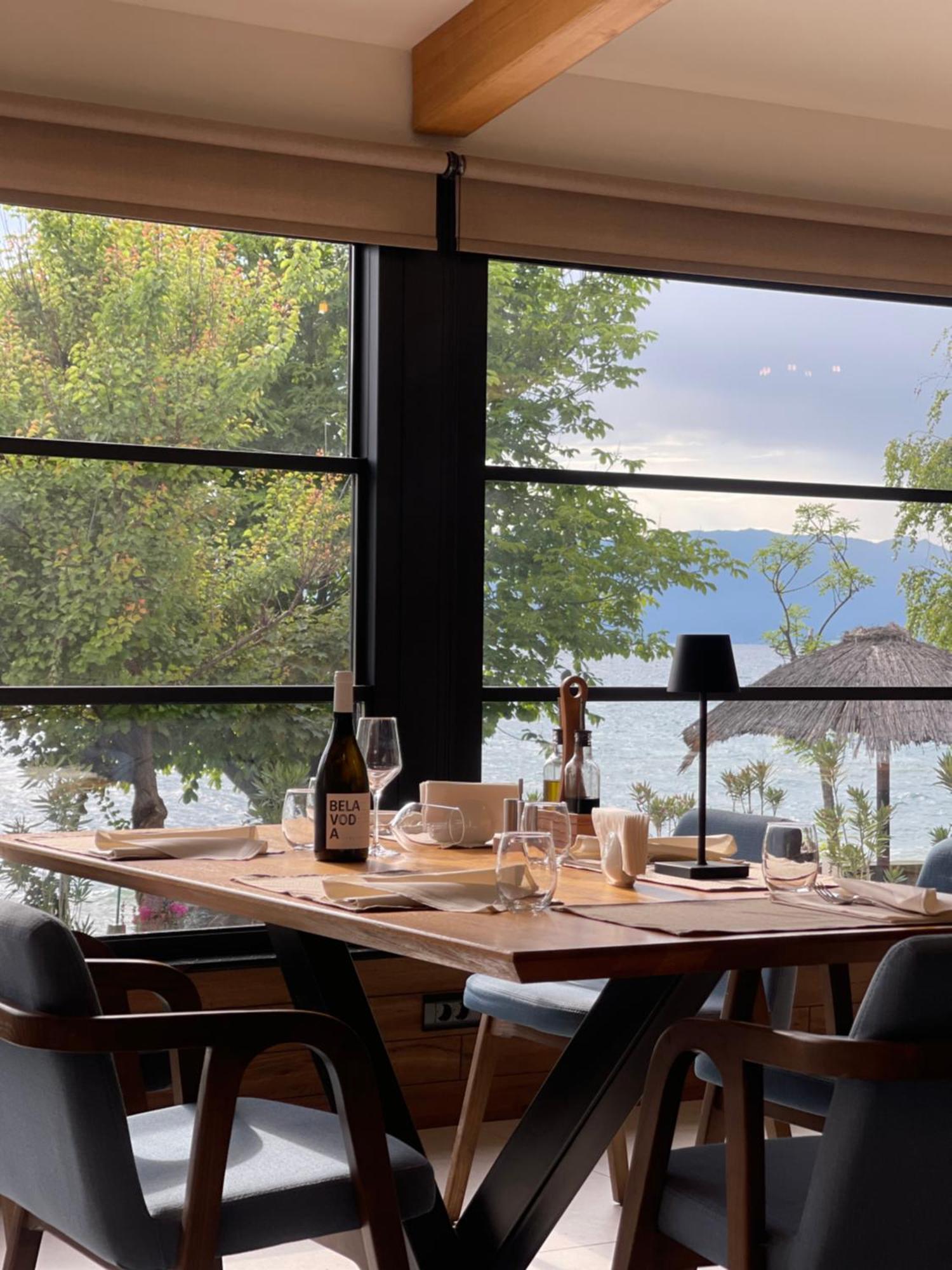 Lago Hotel Lagadin Eksteriør bilde